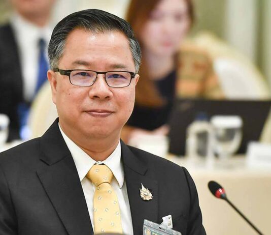 “ไทรอัมพ์” ทุ่ม 4,000 ล้าน ขยายฐานผลิตบิ๊กไบค์ ดันไทยฮับส่งออก | ข่าวหุ้นธุรกิจ