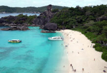 “อ่าวเกือก” เกาะสิมิลัน ติดท็อป 10 ชายหาดโลกปี 2026 ตอกย้ำไทยแหล่งท่องเที่ยวระดับโลก